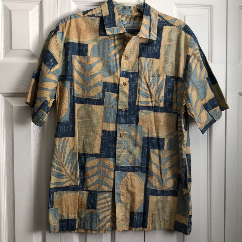 Men’s tropical button down shirt
